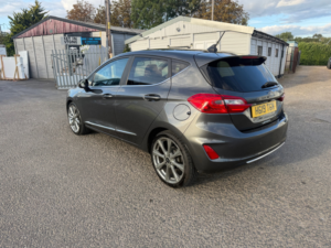 2019 Ford Fiesta 1.0t Ecoboost Gpf Vignale Hatchback 5dr Petrol Auto Euro 6 (s/s) (100 Ps) in Grey — image 4