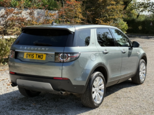 2015 Land Rover Discovery Sport 2.2 Sd4 Hse Luxury in Grey — image 3