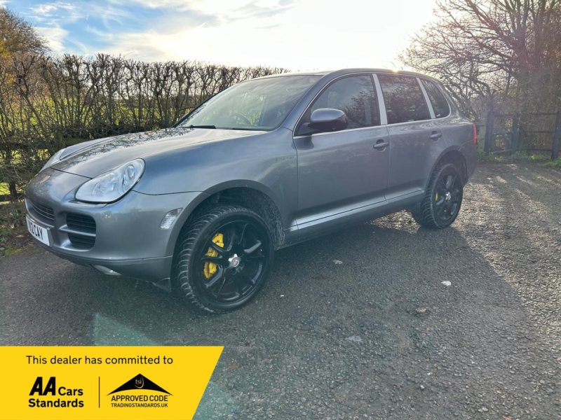 2003 Porsche Cayenne 4.5 S in Grey — image 1