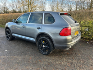 2003 Porsche Cayenne 4.5 S in Grey — image 3
