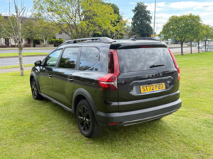 2023 Dacia Jogger 1.0 Tce Extreme Se MPV 5dr Petrol Manual Euro 6 (s/s) (110 Ps) in Black — image 6