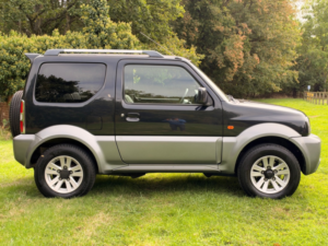 2010 Suzuki Jimny 1.3 Sz4 Automatic in Black — image 4