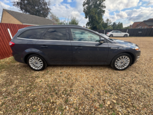 2014 Ford Mondeo 1.6 Tdci Econetic Zetec Business Edition Estate 5dr Diesel Manual Euro 5 (s/s) (115 Ps) in Grey — image 5