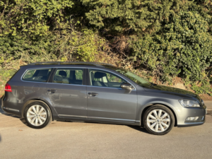 2013 Volkswagen Passat 2.0 Tdi Bluemotion Tech Highline in Grey — image 6