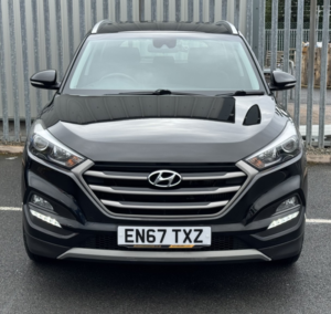 2017 Hyundai Tucson 1.7 Crdi Se Nav in Black — image 3
