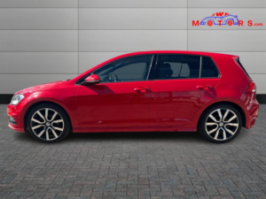 2016 Volkswagen Golf 1.4 Tsi Bluemotion Tech Act R-Line Edition in Red — image 4