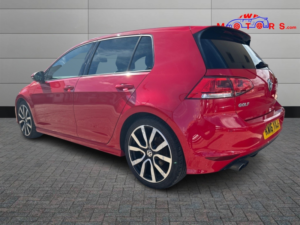 2016 Volkswagen Golf 1.4 Tsi Bluemotion Tech Act R-Line Edition in Red — image 5