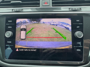 2022 Volkswagen Tiguan 2.0 Tdi Life SUV 5dr Diesel Manual Euro 6 (s/s) (150 Ps) in Grey — image 6