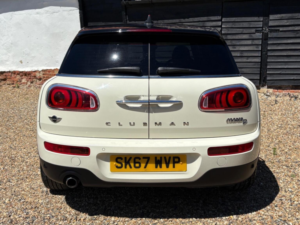 2017 MINI Clubman 2.0 Cooper D Euro 6 (s/s) 6dr in White — image 6
