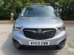 2019 Vauxhall Combo 1.6 Turbo D 2000 Edition L1 H1 Euro 6 (s/s) 4dr in Grey — image 2