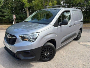 2019 Vauxhall Combo 1.6 Turbo D 2000 Edition L1 H1 Euro 6 (s/s) 4dr in Grey — image 3