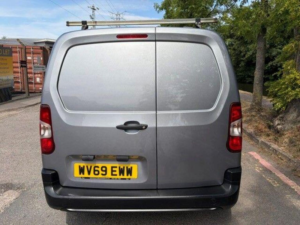 2019 Vauxhall Combo 1.6 Turbo D 2000 Edition L1 H1 Euro 6 (s/s) 4dr in Grey — image 6