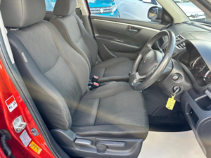 2013 Suzuki Swift 1.2 Sz2 Euro 5 5dr in Orange — image 2
