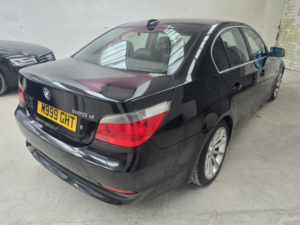 2006 BMW 5 Series 2.0 520d Se Saloon in Black — image 5