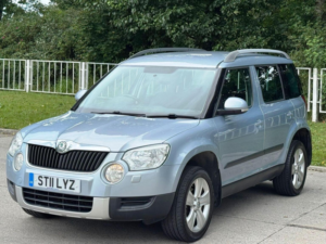 2011 Skoda Yeti 1.4 Tsi Se Plus Euro 5 5dr in Blue — image 4
