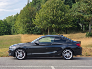 2014 BMW 2 Series 2.0 220d Se Coupe 2dr Diesel Manual Euro 6 (s/s) (184 Ps) in Black — image 4