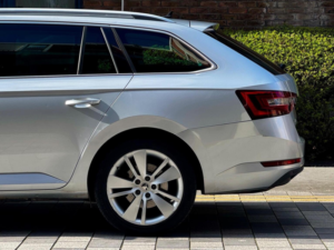 2019 Skoda Superb 2.0 Tdi Se L Executive DSG Euro 6 (s/s) 5dr in Silver — image 5