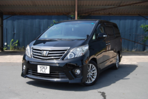 2013 Toyota Alphard 3.5 Gold Edition 2 in Black — image 3