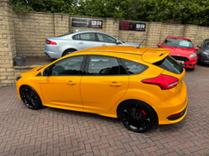 2017 Ford Focus 2.0t Ecoboost St-3 Euro 6 (s/s) 5dr in Yellow — image 6