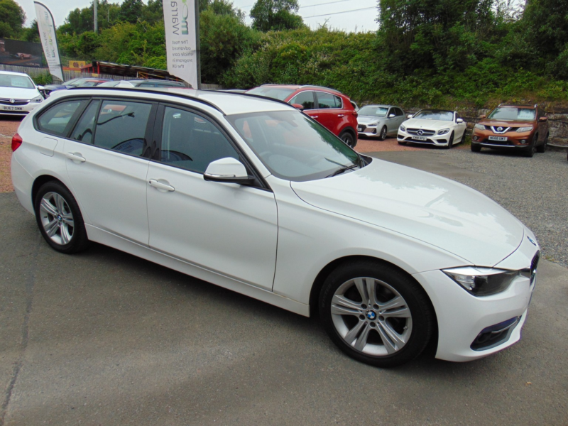 2016 BMW 3 Series 2.0 318d Sport Touring * Mot June 2027 * Only 63882 Miles On The Clock * Finance Available * Free 6 in White — image 1