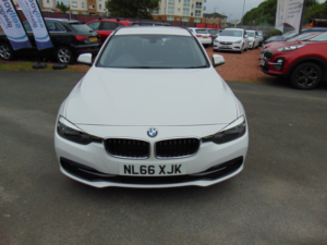 2016 BMW 3 Series 2.0 318d Sport Touring * Mot June 2027 * Only 63882 Miles On The Clock * Finance Available * Free 6 in White — image 5