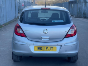 2011 Vauxhall Corsa 1.4 16v Se Auto Euro 5 5dr in Silver — image 6
