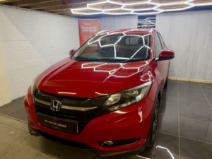 2018 Honda Hr-V 1.5 I-Vtec Ex in Red — image 3