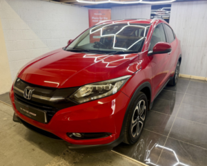 2018 Honda Hr-V 1.5 I-Vtec Ex in Red — image 6