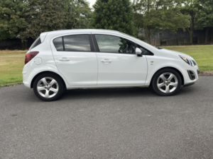 2014 Vauxhall Corsa 1.4 16v Sxi in White — image 5
