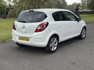 2014 Vauxhall Corsa 1.4 16v Sxi in White — image 6