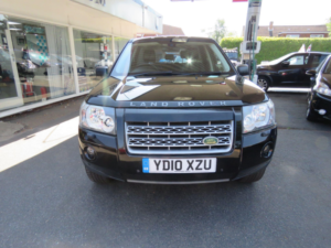2010 Land Rover Freelander 2 2.2 Td4 Xs Auto 4WD Euro 4 5dr in Black — image 2