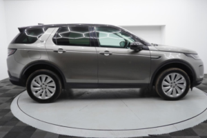 2020 Land Rover Discovery Sport 2.0 D180 Mhev Se Auto 4WD Euro 6 (s/s) 5dr in Silver — image 6