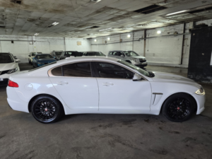 2012 Jaguar Xf 2.2 D Luxury in White — image 4