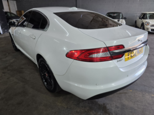 2012 Jaguar Xf 2.2 D Luxury in White — image 5