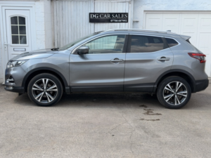 2019 Nissan Qashqai 1.5 Dci N-Connecta in Grey — image 2