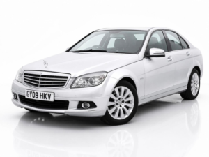 2009 Mercedes-Benz C Class 1.6 C180k Blueefficiency Elegance Auto Euro 4 4dr in Silver — image 2