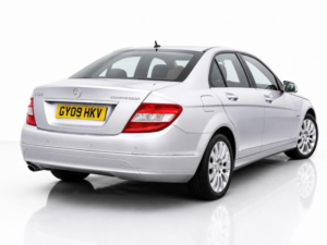 2009 Mercedes-Benz C Class 1.6 C180k Blueefficiency Elegance Auto Euro 4 4dr in Silver — image 3