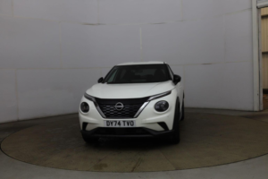2024 Nissan Juke 1.6 N-Connecta Auto Euro 6 5dr in White — image 2