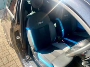 2015 Fiat 500 1.2 S Hatchback 3dr Petrol Dualogic Euro 6 (s/s) (69 Bhp) in Black — image 2