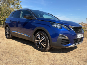 2019 Peugeot 3008 1.5 Bluehdi Gt Line Eat Euro 6 (s/s) 5dr in Blue — image 3