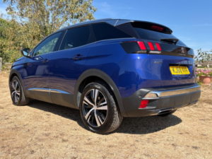 2019 Peugeot 3008 1.5 Bluehdi Gt Line Eat Euro 6 (s/s) 5dr in Blue — image 6