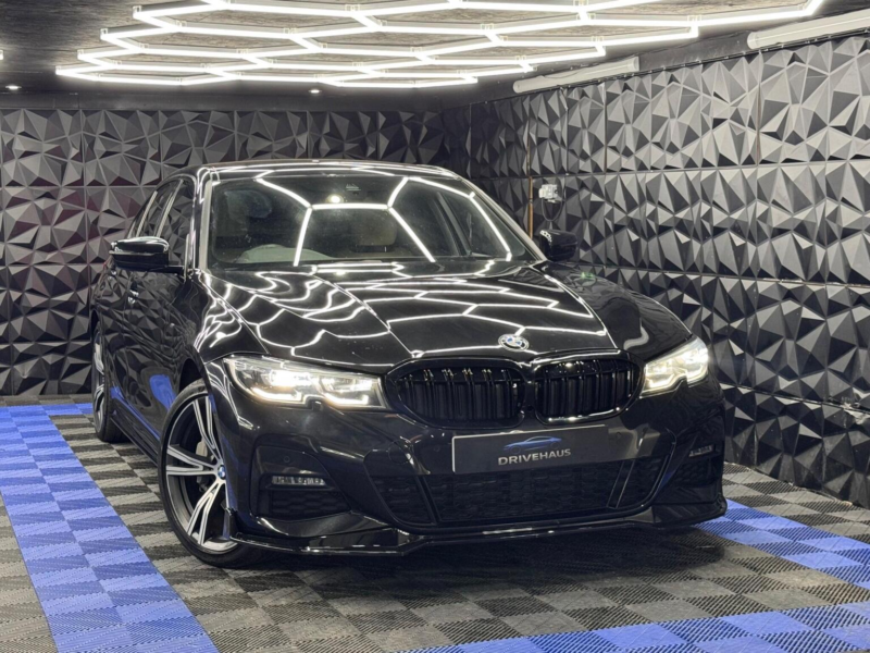 2020 BMW 3 Series 2.0 330e 12kwh M Sport Auto Euro 6 (s/s) 4dr in Black — image 1