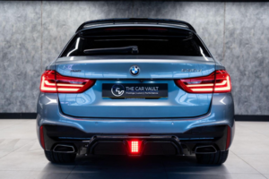 2018 BMW 5 Series 3.0 530d M Sport Touring Auto Xdrive Euro 6 (s/s) 5dr in Blue — image 3