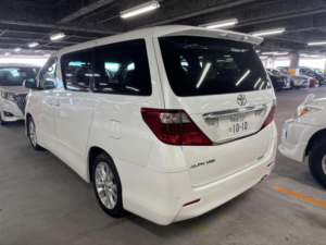 2009 Toyota Alphard 2.4 S 5dr 7 Seats in White — image 3