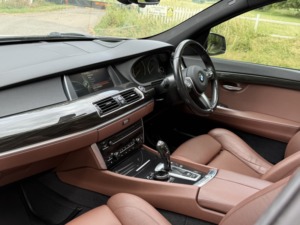 2014 BMW 5 Series Gran Turismo 2.0 520d M Sport Gt in White — image 6