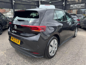 2022 Volkswagen Id.3 Pro 58kwh Life Auto 5dr in Grey — image 6