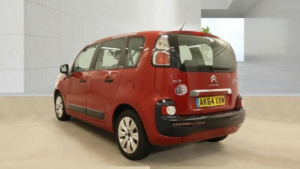 2014 Citroen C3 Picasso 1.6 Hdi Vtr+ Euro 5 5dr in Red — image 4