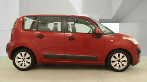 2014 Citroen C3 Picasso 1.6 Hdi Vtr+ Euro 5 5dr in Red — image 6
