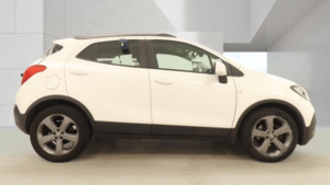 2014 Vauxhall Mokka 1.6 Exclusiv in White — image 6