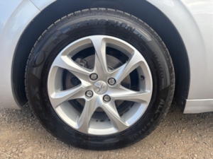 2013 Peugeot 208 1.2 Vti Active in Silver — image 5